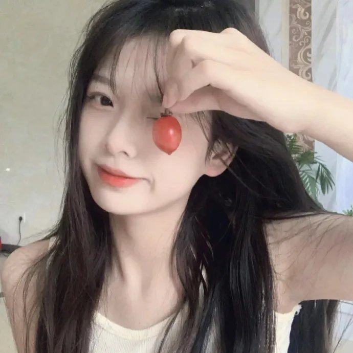 克拉拉·索拉 海报